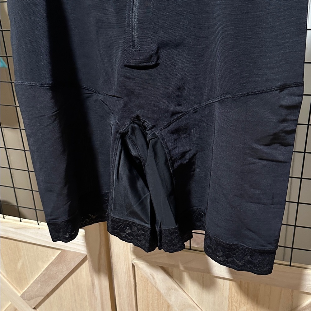 Cacique Black Shapewear Bodysuit - Picture 3 of 7